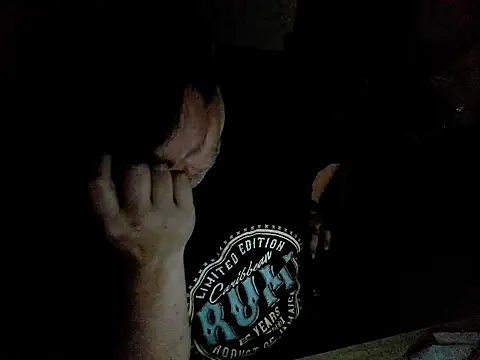 Snapshot of pozitiva000 chatting on 27, 5, 2026 pozitiva000 online show from 27, 5, 2026