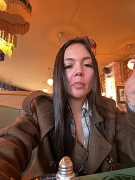 HiddenHalo1 online show from 4, 3, 2026