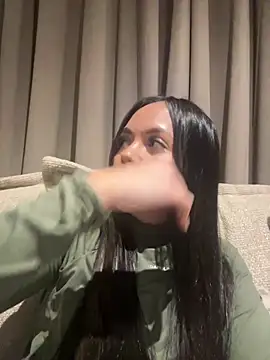 HiddenHalo1 online show from 5, 3, 2026