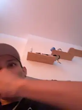 HarryGaze online show from 6, 3, 2026