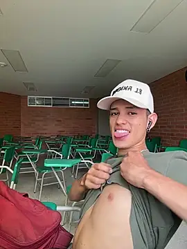 HarryGaze online show from 2, 3, 2026