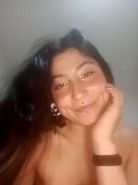 Little Sweett online show from 28, 2, 2026