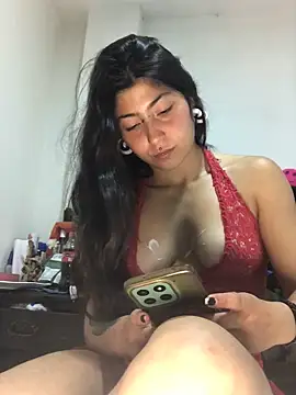 Little Sweett online show from 28, 2, 2026