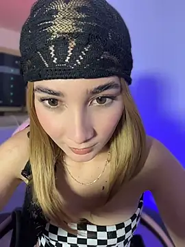 Snapshot of isa_hil chatting on 12, 5, 2026 isa hil online show from 12, 5, 2026