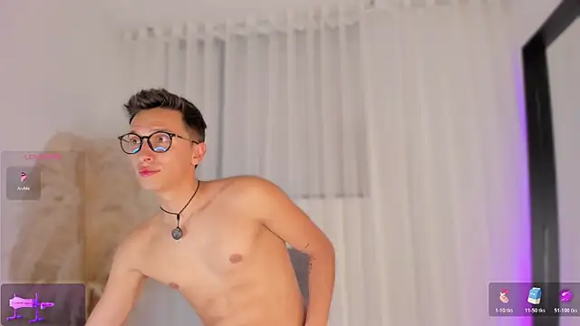 Thiago Jones1 online show from 2, 6, 2026