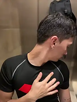 Thiago Jones1 online show from 16, 4, 2026