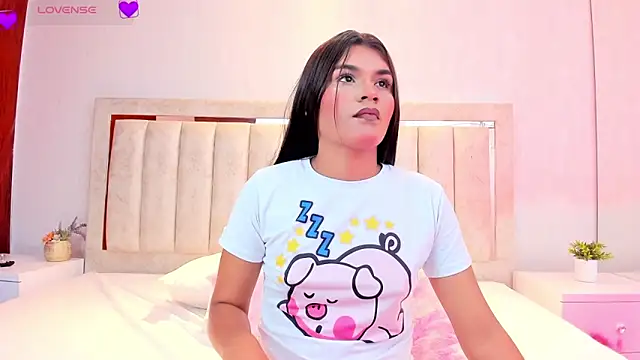 AlaiaMoretti  online show from 23, 4, 2026