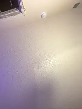 wavywavy12 online show from 9, 4, 2026