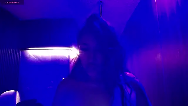 Aura cute  online show from 15, 4, 2026