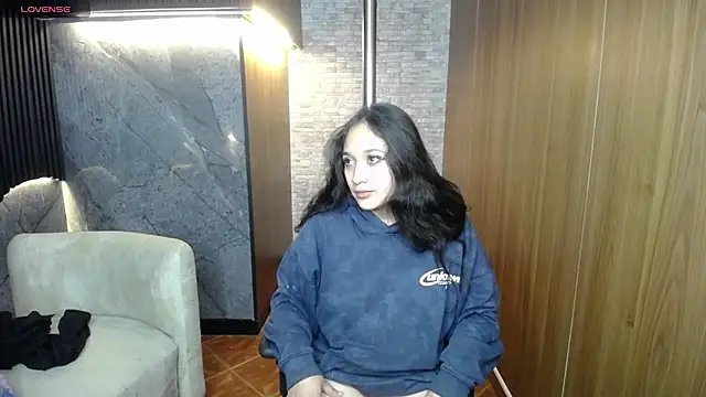 Aura cute  online show from 12, 4, 2026