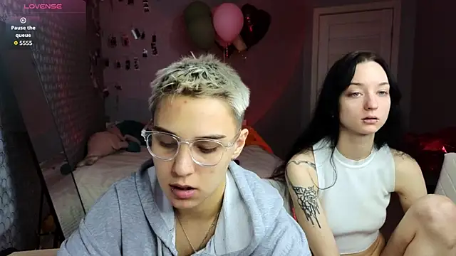 LuxuryLoverss online show from 26, 3, 2026