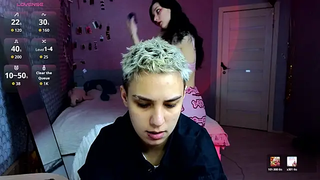 LuxuryLoverss online show from 10, 4, 2026