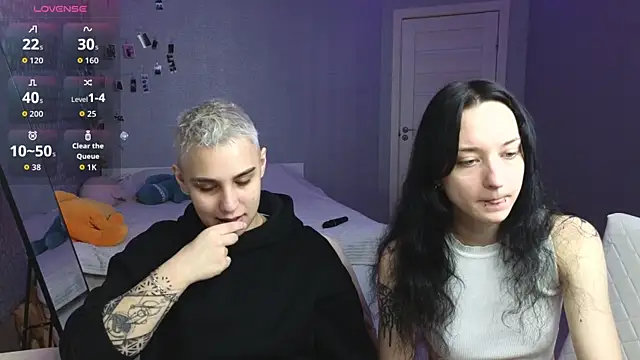 LuxuryLoverss online show from 28, 4, 2026