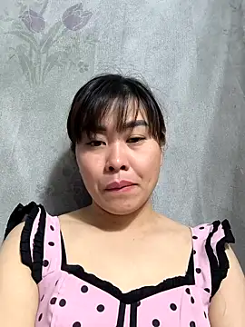 juicy-milu online show from 7, 3, 2026