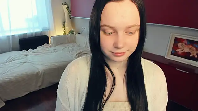 LynnaNull online show from 5, 3, 2026