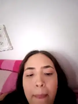 Sexy cloe outdoors online show from 17, 4, 2026