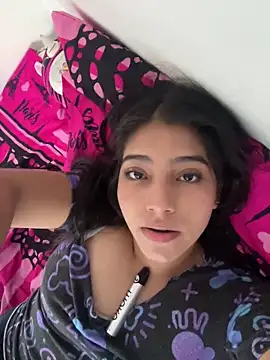 Sexy mia outdoors online show from 9, 4, 2026