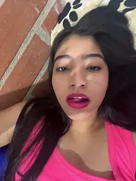 Sexy mia outdoors online show from 7, 3, 2026