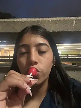 Sexy mia outdoors online show from 24, 2, 2026