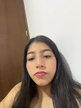 Sexy mia outdoors online show from 27, 2, 2026