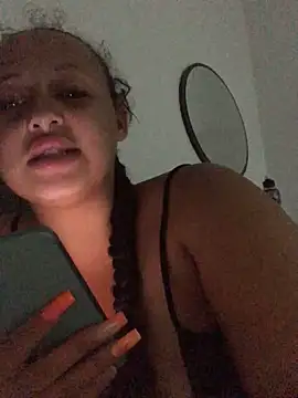 Snapshot of mayawesttt chatting on 22, 5, 2026 mayawesttt online show from 22, 5, 2026