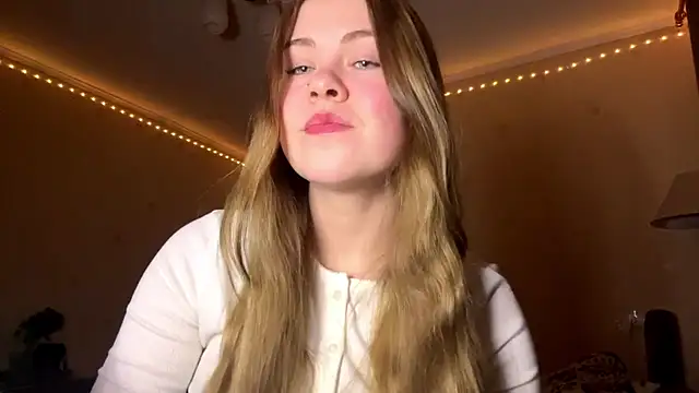 Amy Maev online show from 12, 3, 2026