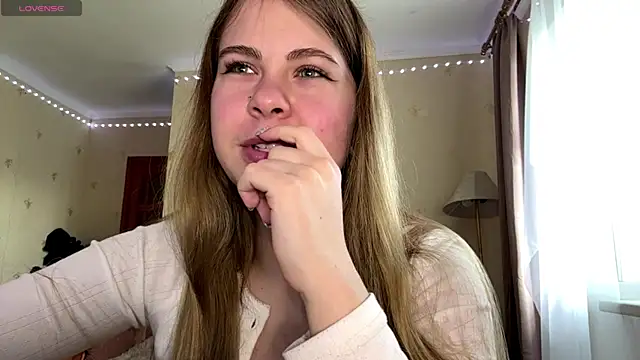 Amy Maev online show from 23, 4, 2026