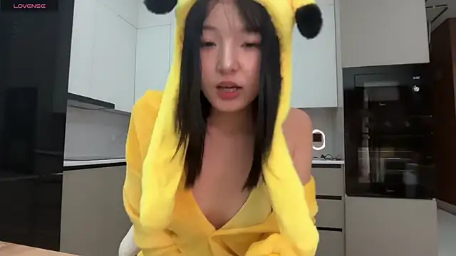 minnie joy online show from 23, 7, 2026