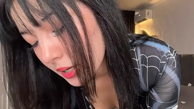 minnie joy online show from 11, 7, 2026