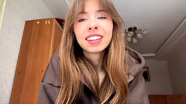 SerenaHawthorne online show from 7, 3, 2026