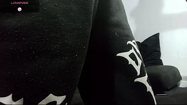 Tessarion Black online show from 8, 4, 2026