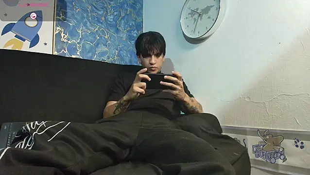 Snapshot of Tessarion_Black chatting on 7, 5, 2026 Tessarion Black online show from 7, 5, 2026