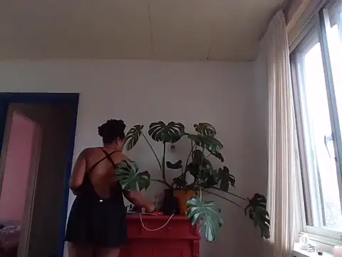 Snapshot of Writergurl69 chatting on 1, 3, 2026 Writergurl69 online show from 1, 3, 2026