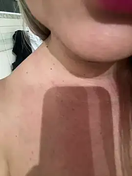 Nanda loiragostosa online show from 23, 4, 2026