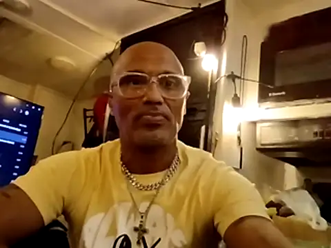 Baddesetboy4ya online show from 24, 2, 2026