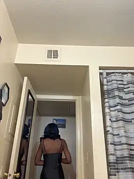 MidnightChanel online show from 2, 3, 2026