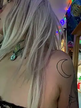 nightmar3doll online show from 15, 4, 2026