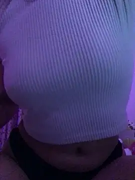 eemilyy22 online show from 24, 2, 2026