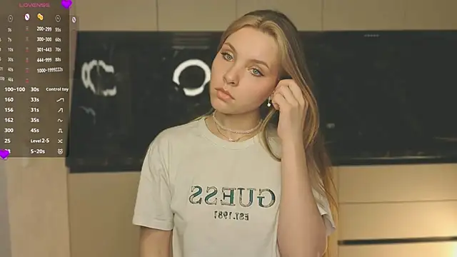 HinaVibe online show from 26, 3, 2026