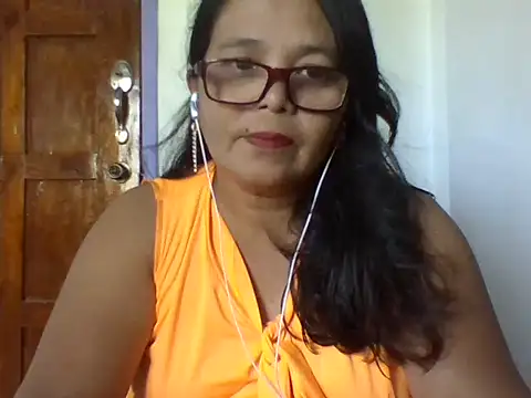 Flowerblossom123 online show from 29, 4, 2026