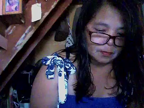 Flowerblossom123 online show from 24, 3, 2026