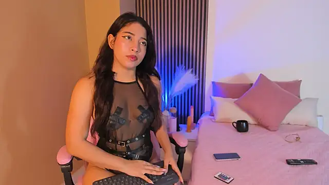 Snapshot of Holy_Lux chatting on 18, 5, 2026 Holy Lux online show from 18, 5, 2026