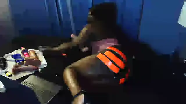 TsModestee online show from 23, 2, 2026