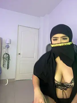 Yasmin cute online show from 30, 6, 2026