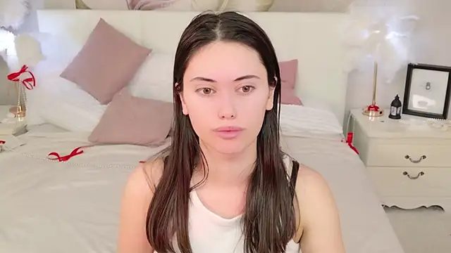 Lunaa Babygirl online show from 6, 3, 2026