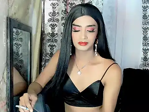 Snapshot of Queeny_Cassandra chatting on 18, 6, 2026 Queeny Cassandra online show from 18, 6, 2026
