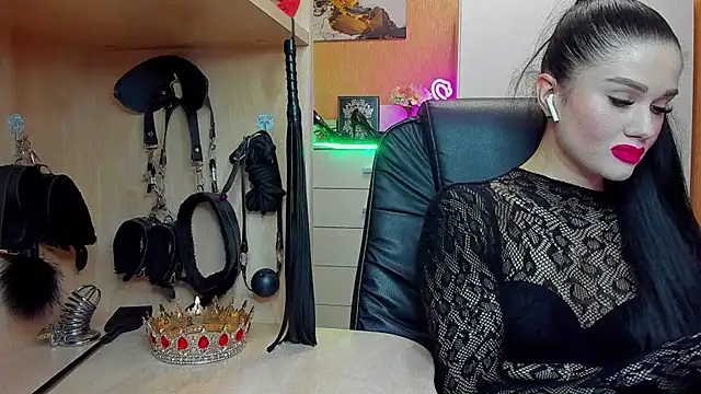 KristiTopxx online show from 19, 4, 2026