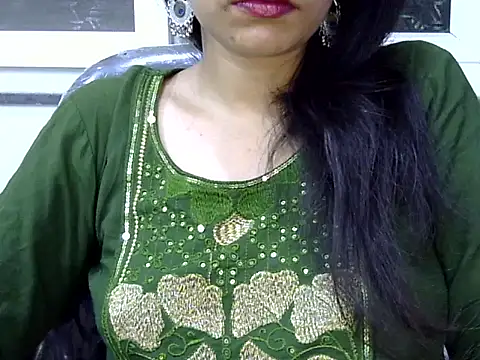 Snapshot of Neha_Sharma2 chatting on 7, 5, 2026 Neha Sharma2 online show from 7, 5, 2026