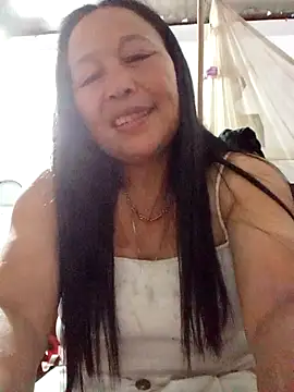 heesuu11 online show from 18, 4, 2026