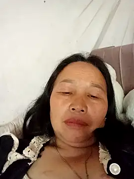 heesuu11 online show from 5, 4, 2026